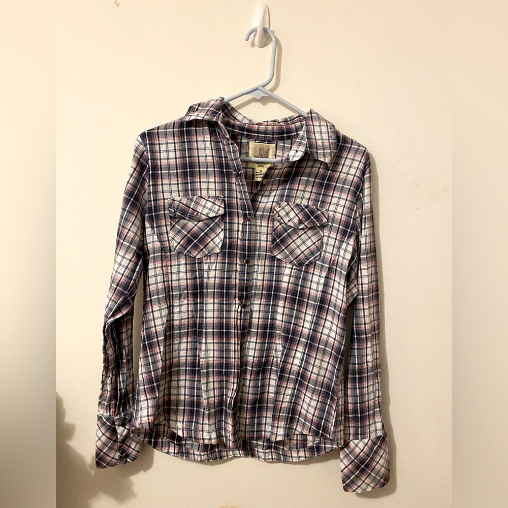 It's a long sleeves and button down shirt (western style)